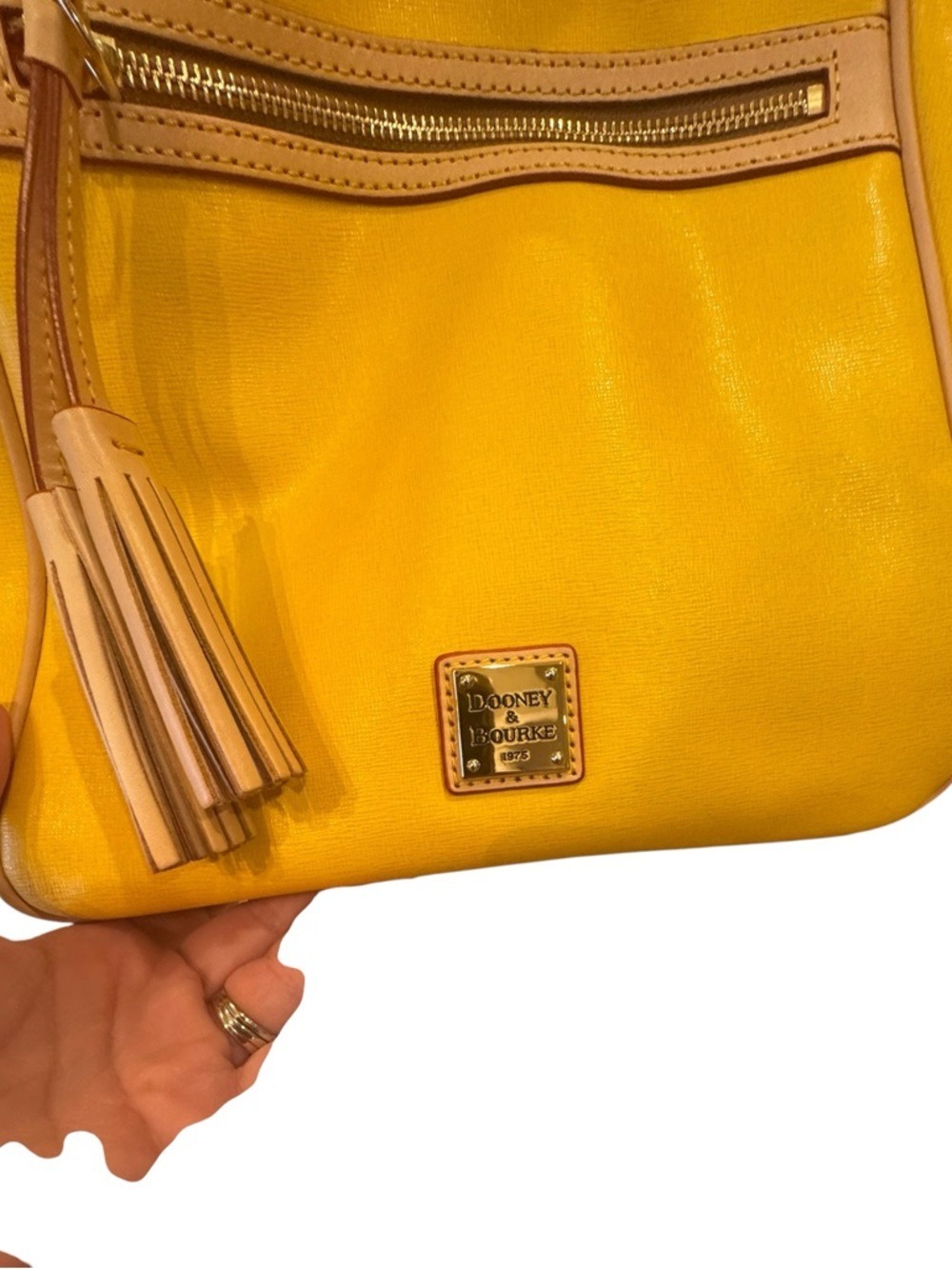 Dooney & Bourke - Maddie Shoulder Bag - Dandelion Saffiano/Textured Leather EUC - Picture 3 of 15
